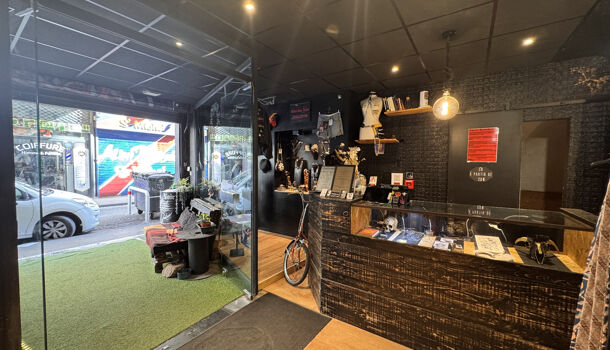 Local commercial 2 pièces  à louer Marseille 6eme 13006