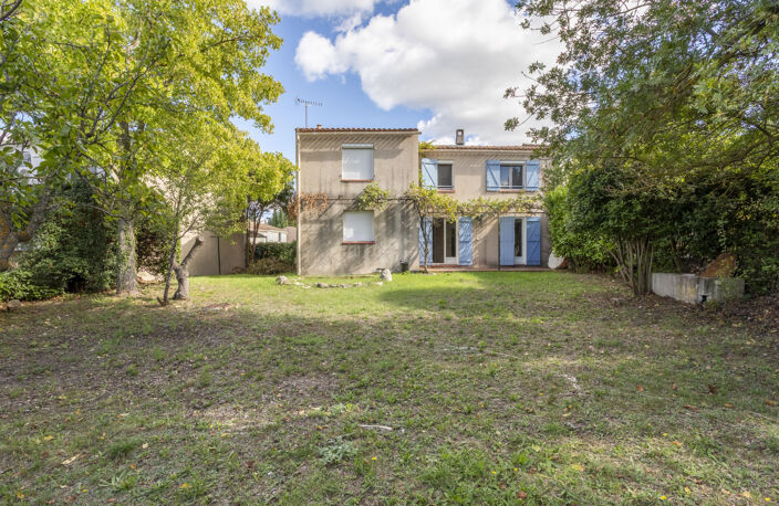 Rare Simiane Collongue  villa  avec terrasse et jardin — photo 3