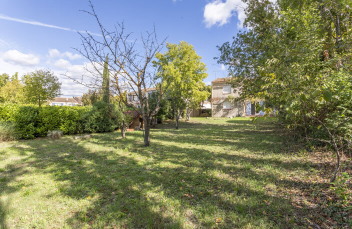 Rare Simiane Collongue  villa  avec terrasse et jardin — photo 4