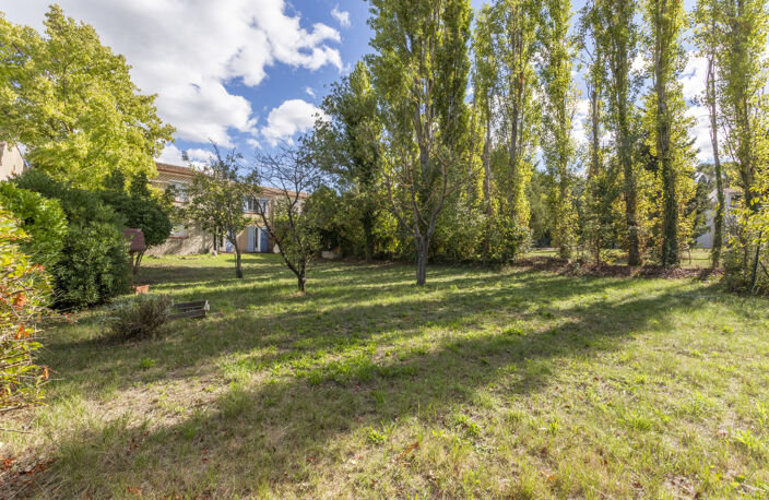Rare Simiane Collongue  villa  avec terrasse et jardin — photo 5
