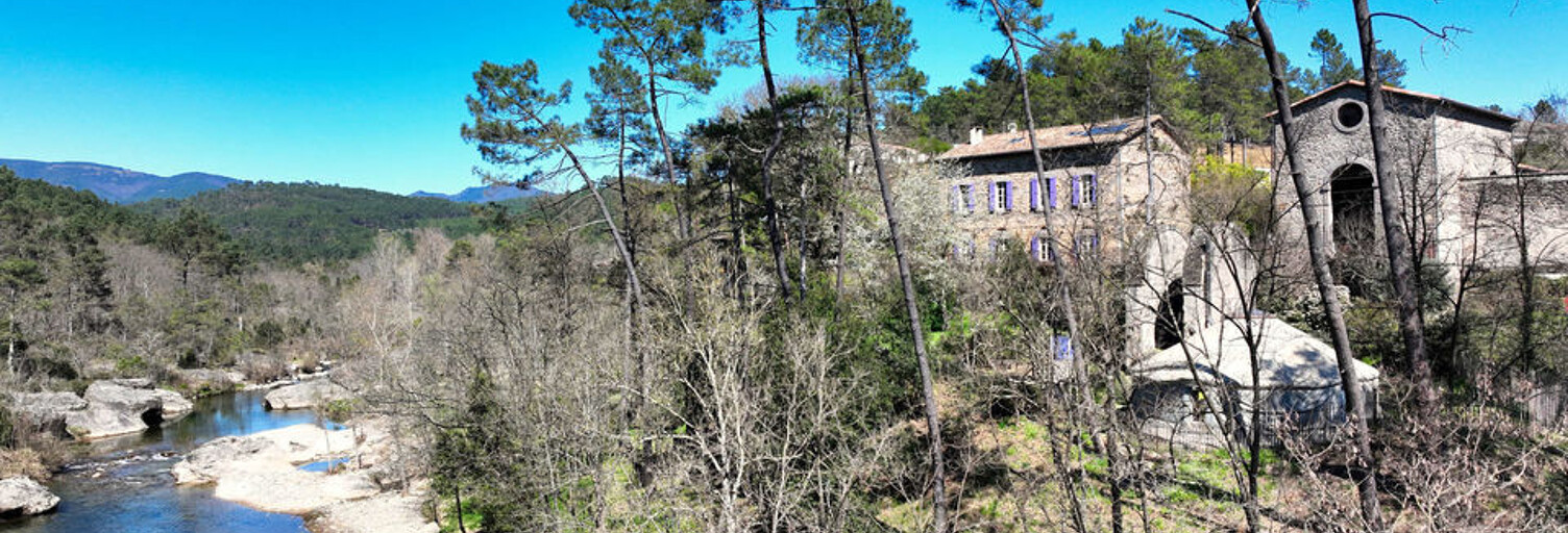 Maison 19 Pièces 488 m² à vendre à Les Vans (07140)