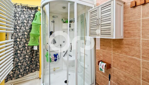 Villa / Maison 7 pièces  à vendre Grospierres 07120