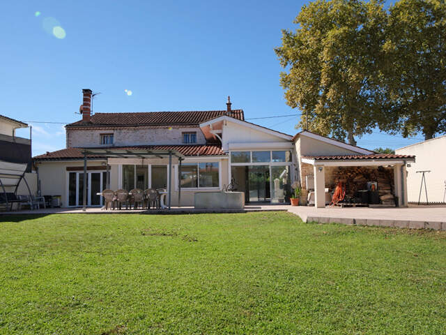 Maison en pierre de 260 m2 - Villeneuve sur lot — photo du bien