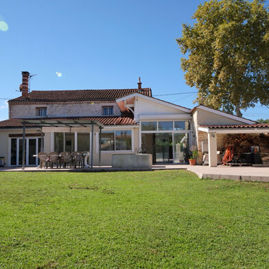 Maison 9 pièces 378000 €