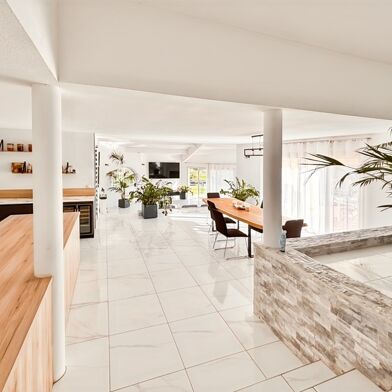 Maison 9 pièces 695000 €