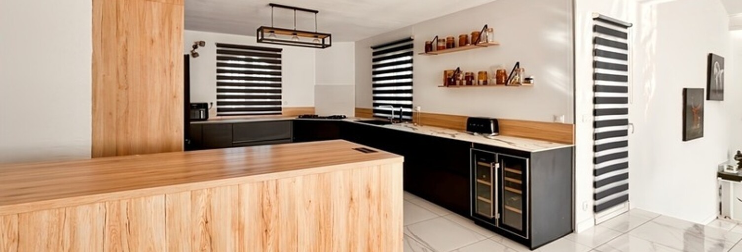 Maison 9 Pièces 244 m² à vendre à Juvignac (34990)