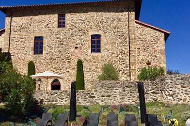 Maison 10 pièces 599000 €