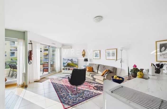 Appartement lumineux 3 pièces avec grande terrasse sur le toit - — photo 2