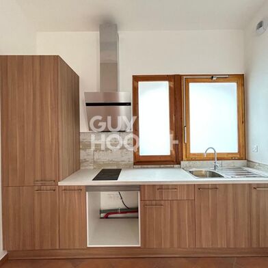Appartement 2 pièces 830 €