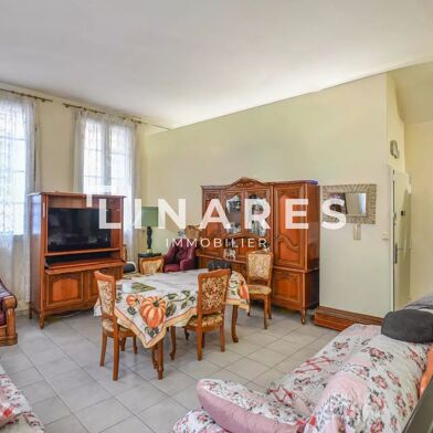 Commerce 3 pièces 350000 €