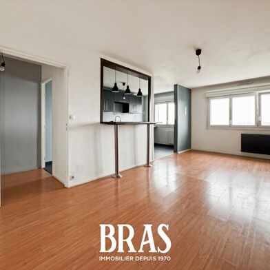 Appartement 2 pièces 137600 €