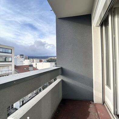 Appartement 1 pièces 580 €