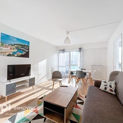 Appartement 5 pièces 400 €