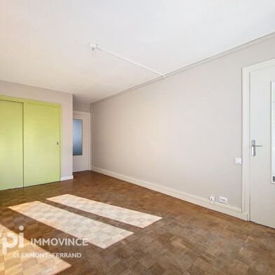 Appartement 1 pièces 450 €