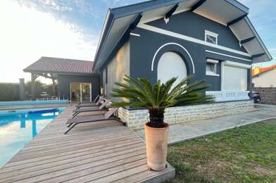 Maison 10 pièces 548000 €