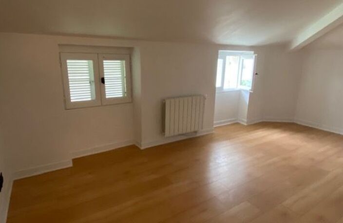 Appartement À Vendre — photo 2
