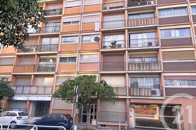 Garage  25000 €