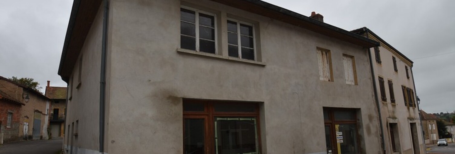 Immeuble  320 m² à vendre à Marcigny (71110)