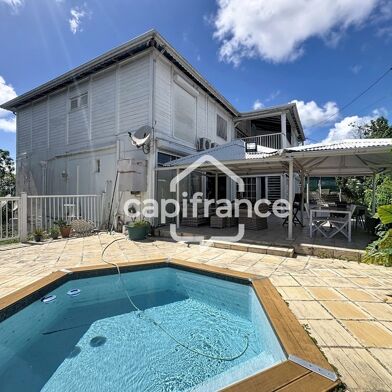 Maison 11 pièces 540000 €