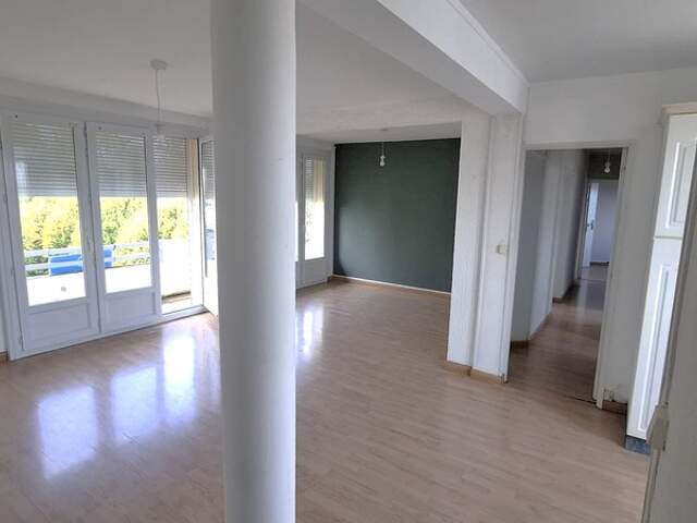 Appartement à Vendre 5 pièces SAINT QUENTIN (02), Quartier Remicourt — photo du bien