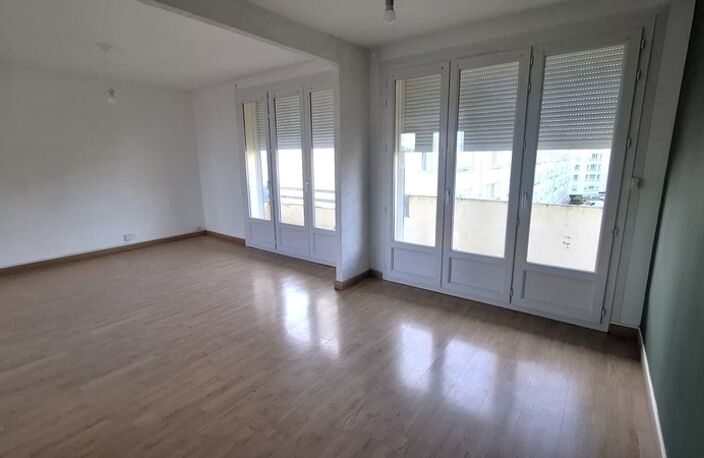 Appartement à Vendre 5 pièces SAINT QUENTIN (02), Quartier Remicourt — photo 3