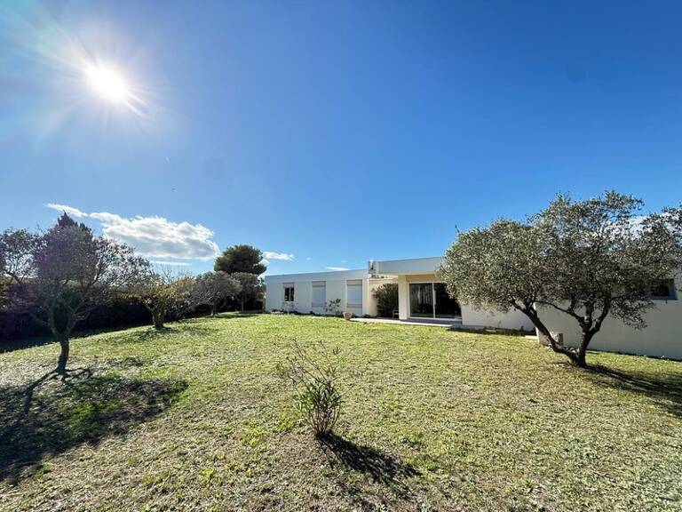 Maison de Type 6 dans un écrin de verdure située à FOS SUR MER -  1272 M2 de terrain — photo 1