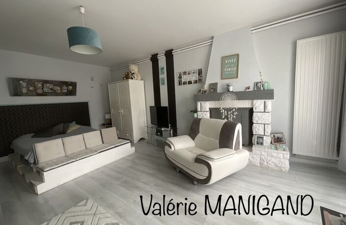 Dpt Dordogne (24), à vendre proche de SAINT AULAYE-PUYMANGOU maison P9 de 260 m² - Terrain de 1 273 m² — photo 3