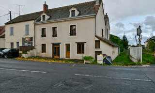 Immeuble  180 m² à vendre à Huriel (03380)