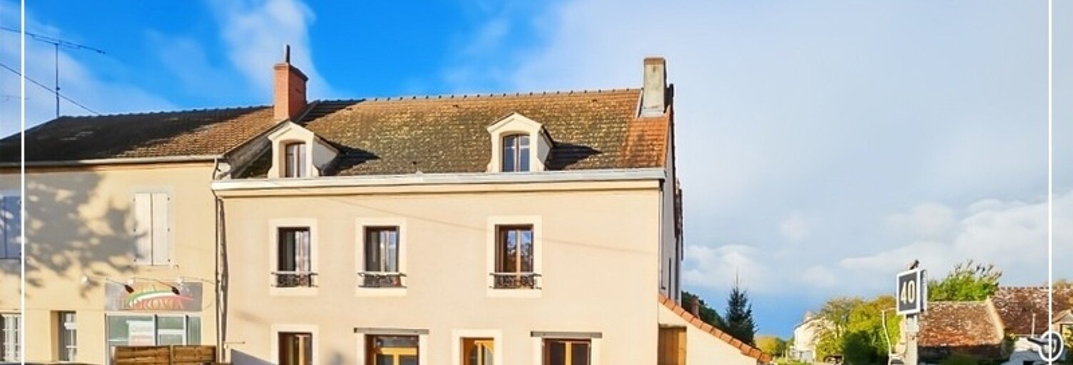 Immeuble  180 m² à vendre à Huriel (03380)