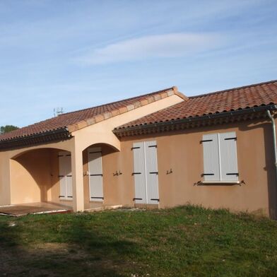 Maison 5 pièces 1125 €