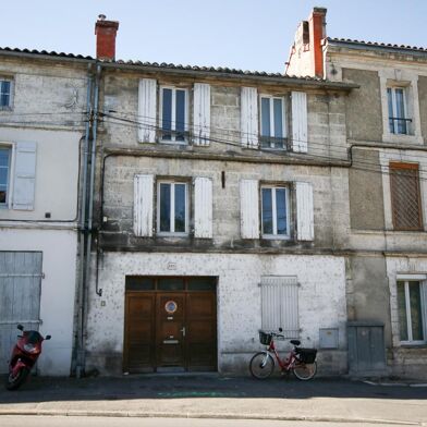 Immeuble  149000 €