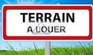 Terrain  3740 m² à louer à Le Mesnil-Amelot (77990)