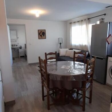 Appartement 3 pièces 780 €