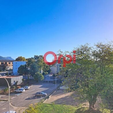 Appartement 3 pièces 210000 €