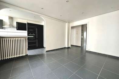 Appartement 3 pièces 145000 €