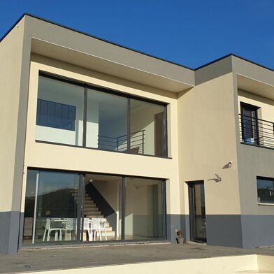 Maison 8 pièces 474950 €