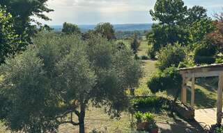 Maison 6 Pièces 220 m² à vendre à Thiviers (24800)