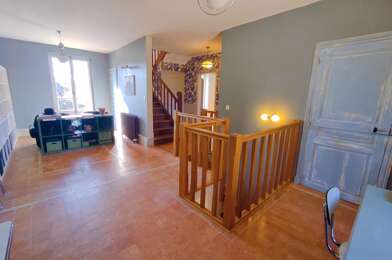 Maison 8 pièces 280800 €