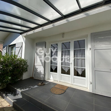 Maison 4 pièces 275600 €