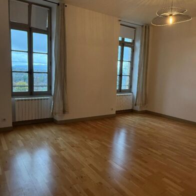 Appartement 4 pièces 1350 €