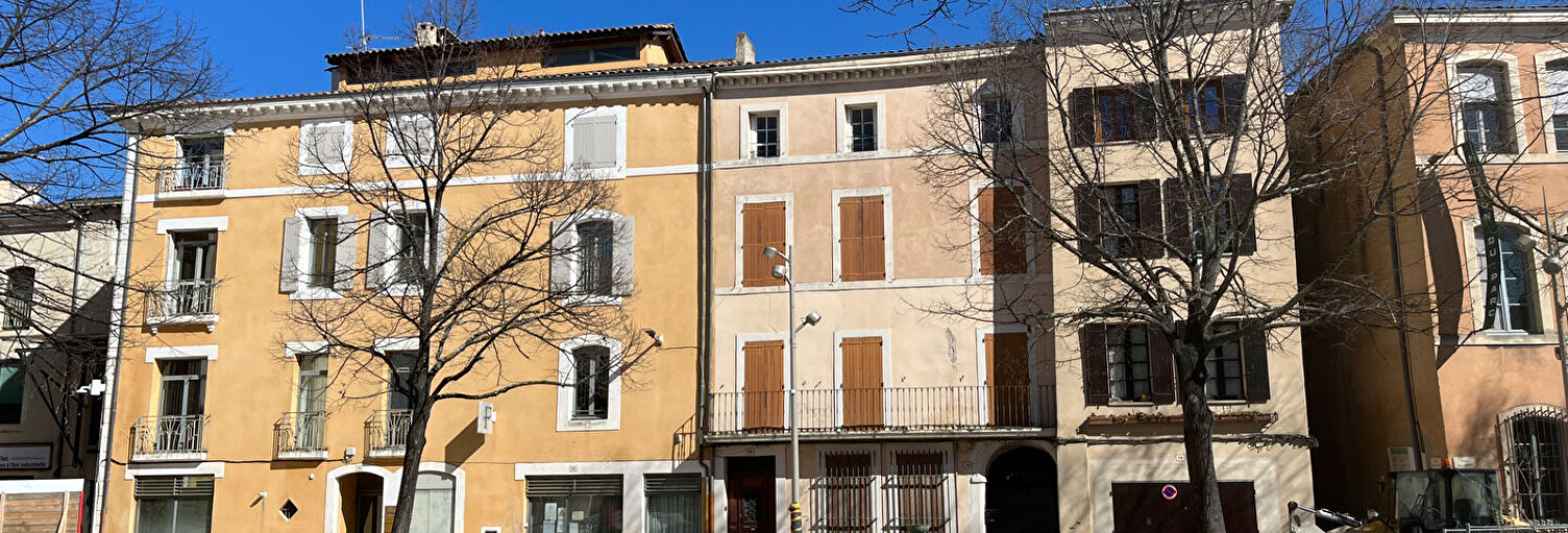 Immeuble  230 m² à vendre à Apt (84400)