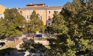 Immeuble  111 m² à vendre à Apt (84400)