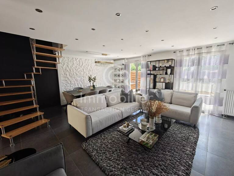 VILLA JUMELEE 92.72 M² 160m² JARDIN GARAGE ET PARKING — photo 1