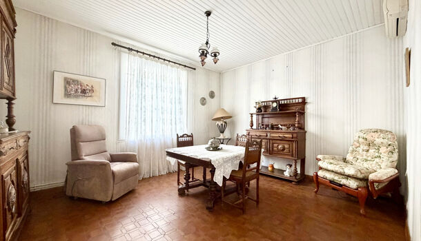 Maison de Village  6 pièces  à vendre Vauvert 30600