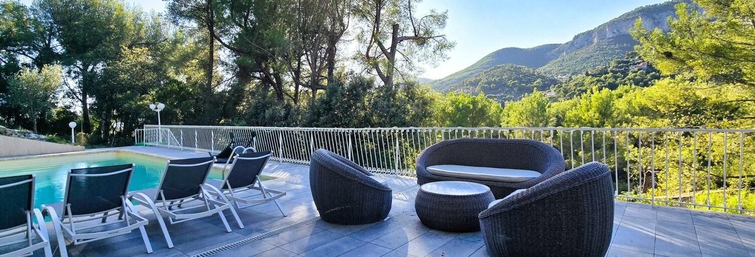 Maison 5 Pièces 128 m² à vendre à Le Revest-les-Eaux (83200)