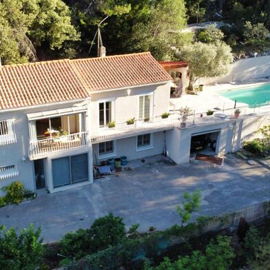 Maison 5 pièces 695000 €