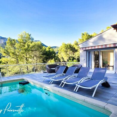 Maison 5 pièces 695000 €