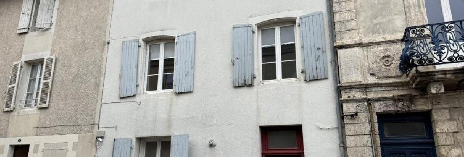Maison 3 Pièces 95 m² à vendre à Ruffec (16700)