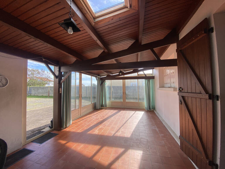 Ensemble immobilier Terrains, Maison, dépendances et grange — photo 1