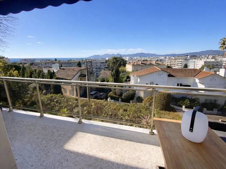 Cannes - Basse Californie - 3 pièces - Vue Mer — photo 1